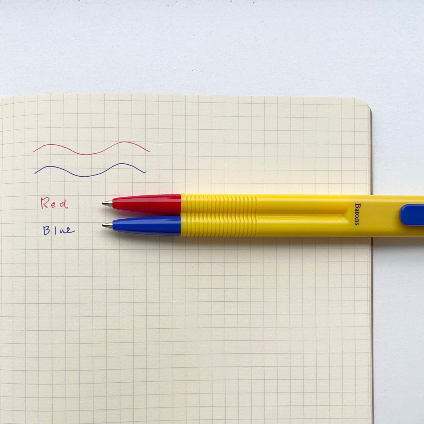Batons Dual Ballpoint Pen Yellow