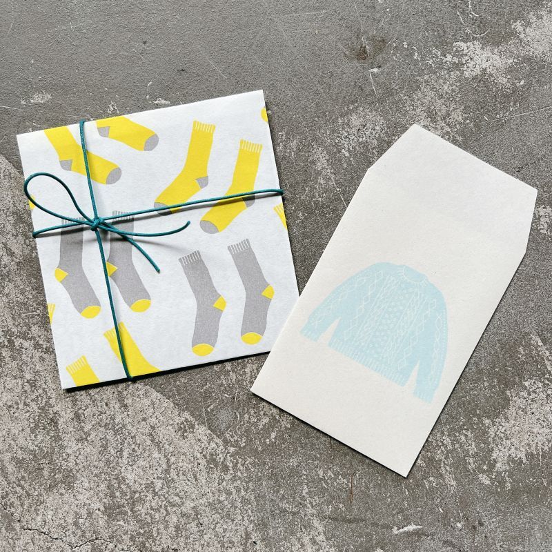 FUKUSHOKU Paper Bag set Sweater x Socks